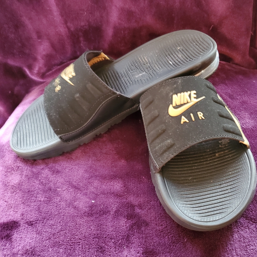 NIKE Airmax Mass Camden Slide Sandal